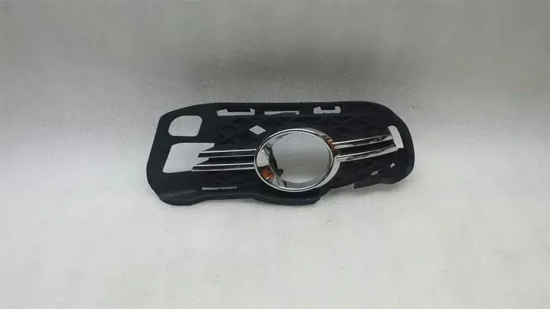 Mercedes C Class W204 Front Bumper Grille A2048852223 Bumper Grille Left