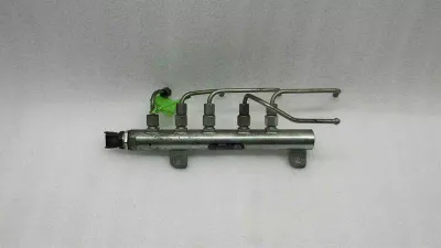 SAAB 9-3 Fuel Rail 55209572 Fuel Injector Pipe Manifold 2.2 TID