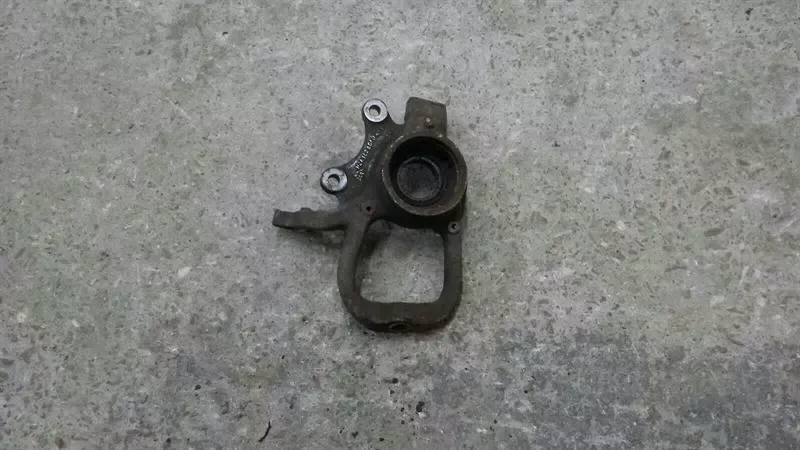 Jaguar XK8 X100 Right Front Hub MJA1628DA Wheel Bearing Housing Front Right