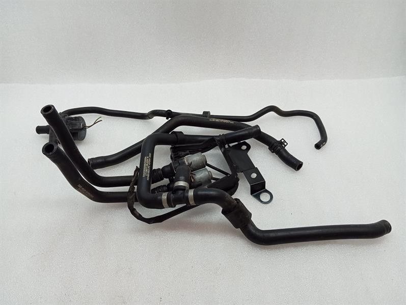 Mercedes S-Class W222 Heater Valve A0009820617 Heater Valve