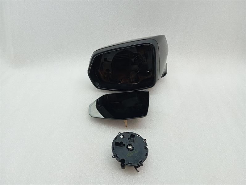 Chevrolet Blazer Cadillac XT4 XT5 XT6 Driver Side View Heated Mirror 84294428