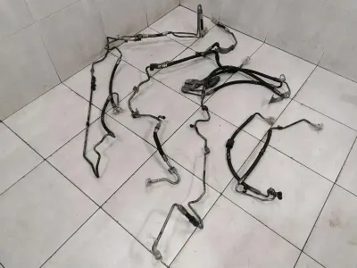 BMW 7 sērijas F02 F01 caurules 6775212 šļūtenes piekares stūres komplekts