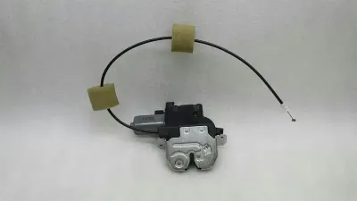 Serrure de hayon électrique Mercedes Classe S W221 A2217500085 Serrure de coffre