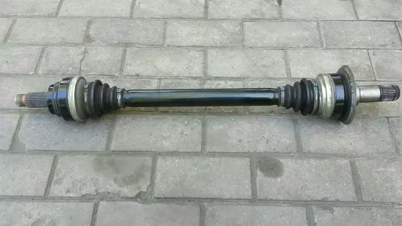 BMW 5 Series F07 GT F01 Drive Shaft Rear Left 7566087 RLH Drive Shaft X Drive
