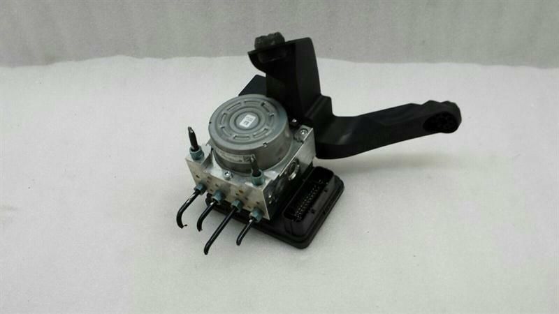 Mini Cooper F56 Hydraulic Block Control Unit 6873922 ABS Pump B37C15A