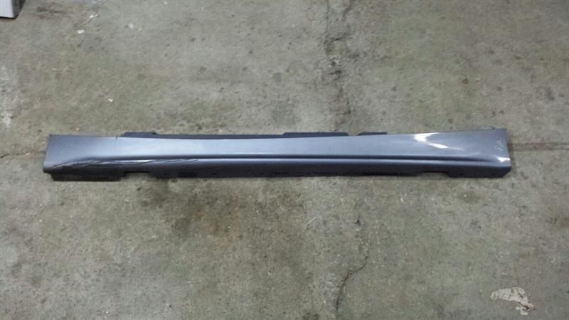 BMW 1 Series E87 side sills left 51717147401 side skirt left