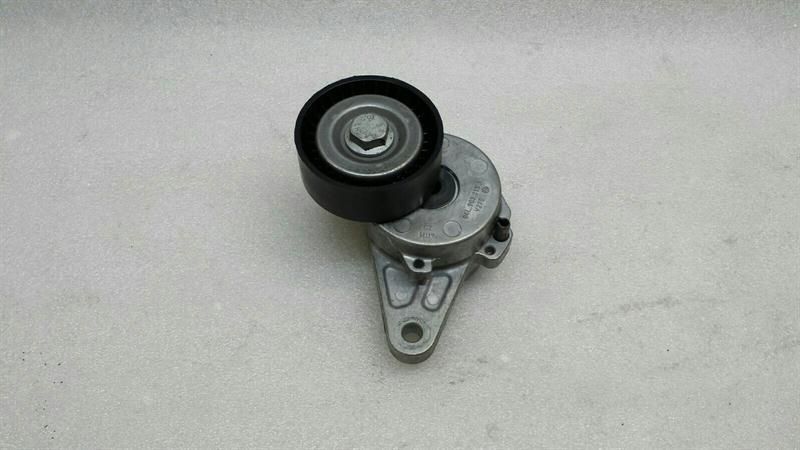 Volkswagen Golf Belt Tensioner 04L903315A Tensioner Pulley CLH 1.6 TDI
