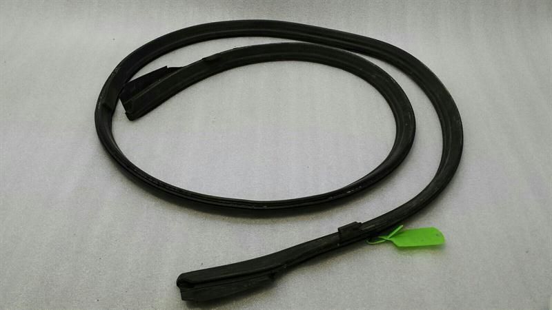 Porsche 911 996 Carrera soft top seal 99651421102 convertible gasket