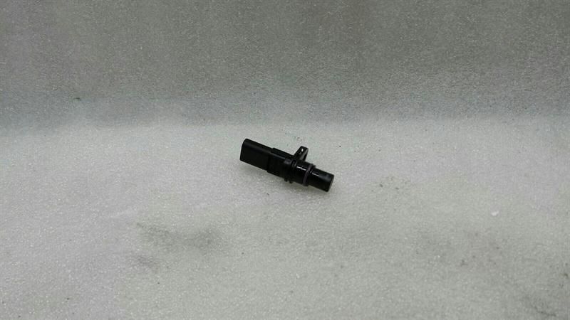 Audi A3 8P Crankshaft Position Sensor 04L907601 Pulse Generator Crankshaft