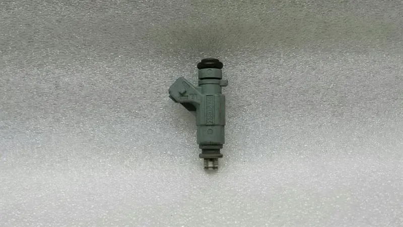 Mercedes S Class W220 W210 W215 Injector A1130780049 Injector M113