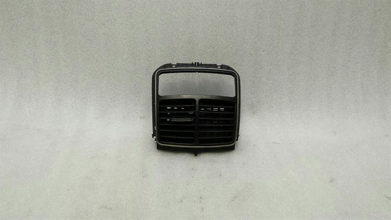 Mercedes CLS W219 Rear Air Vent A211830054 Ventilation Nozzle Rear IWC