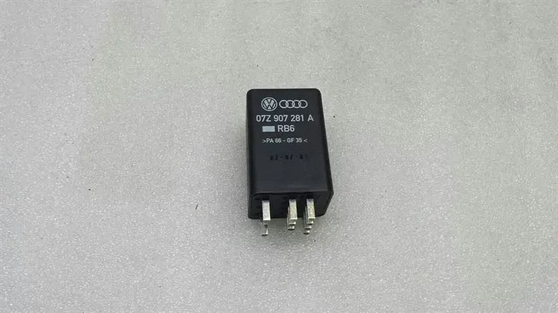 VW TOUAREG 7L Relay 07Z907281A Relay