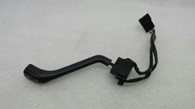 BMW 5. sērijas E60 KRUĪZA SLĒDZIS 8365309 kruīza kontroles slēdzis