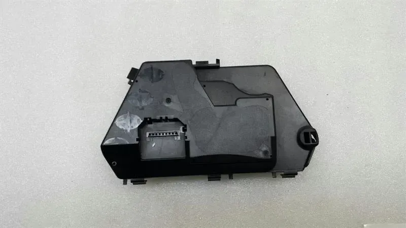 Mercedes S-Class Unknown Electronic Module A2208214958 ECU