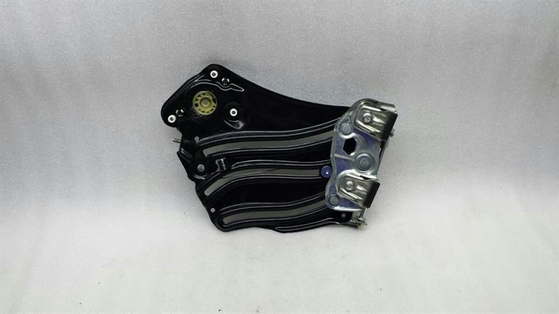 Mercedes SLK W171 window regulator rear right A1716700403 window regulator