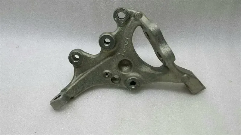 Mercedes C Class W204 FRH Hub A2043320201 Wheel Bearing Housing Front Right Carrier