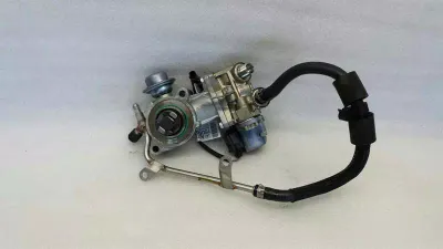 2012 Mercedes C-Klasse 1.8L Kraftstoffverteiler A2711500420 Kraftstoffverteiler