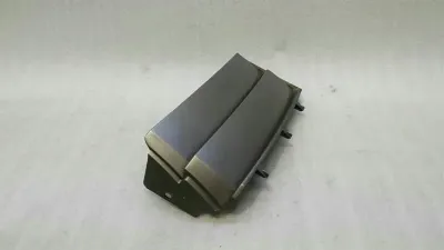 LAND ROVER Range Rover Vogue L322 Решетка крыла левая 51137026899 Воздухозаборник