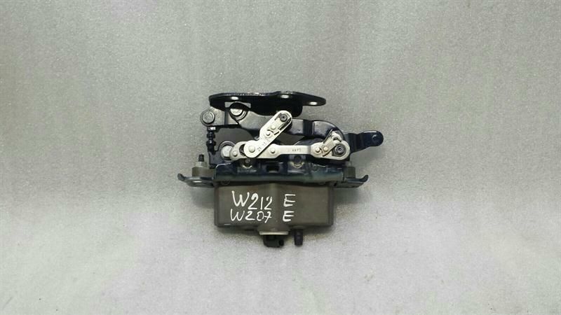 Mercedes E Class W212 Bonnet Hinge LHS A2048800128 hood hinge left actuator.