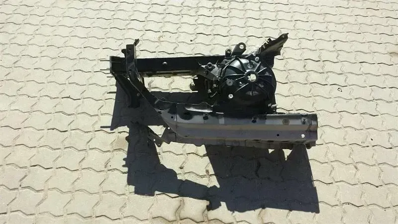 BMW 5 Series E60 left front chassis leg 41147111069 left front wheelhouse