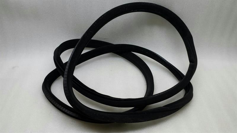 BMW 7 series E66 Rear door seal 51727044948 Türdichtungen hinten ANTHRAZIT