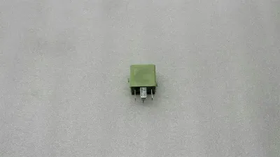 BMW 7 series E66 facelift fuel pump relay 8373700 relay