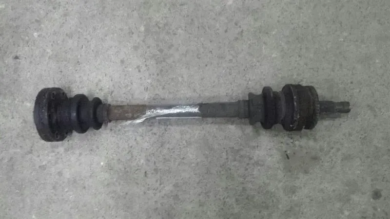 Mercedes M137 W220 5.8L rear right drive shaft A2203501410 rear drive shaft