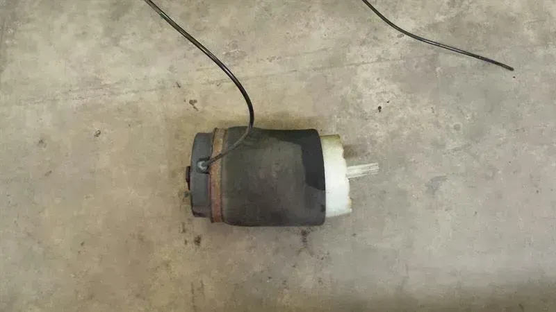 Range Rover Vogue L322 Rear Air Suspension RKB500240 Airmatic Shock Absorber