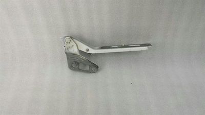 Audi Q7 4L Петля капота правая 4L0823302 Петли капота правые