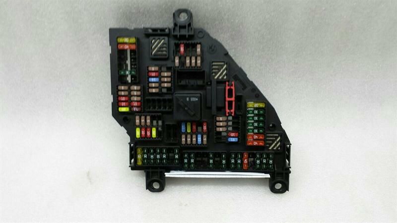 BMW 5 Series F07 GT F10 Fuse Box 9210857 Fuse Box