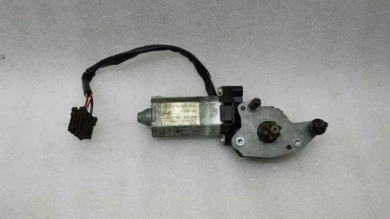 Mercedes CLK W209 seat engine A2038203842 seat adjustment engine