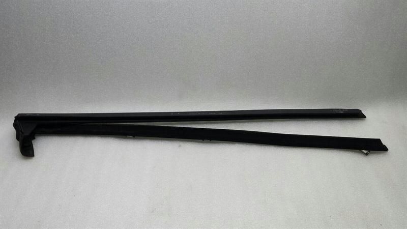Mercedes CLK W209 Right Body Moulding A2096700238 Bar Right