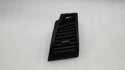 BMW 1 Series E87 RHD Left Air Vent 7059187 right handlebar