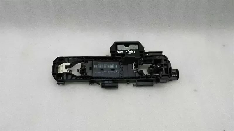 Mercedes E Class W212 Door Handle A2127601334 Door Handle Carrier Rear Right