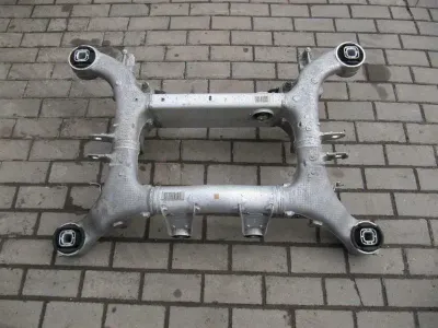 BMW Seria 5 F07 GT F10 F11 F18 F06 F12 rama osi tylnej 6799103 rama pomocnicza tylna