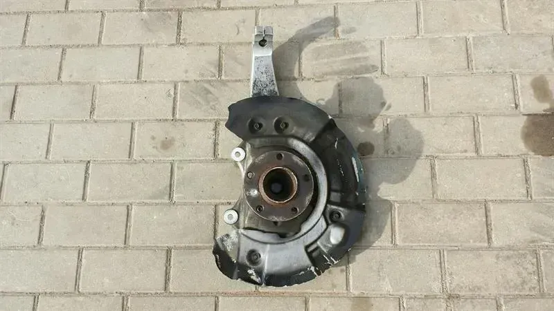 BMW F07 F01 wheel bearing housing knuckle front Re 31214082754 front right hub