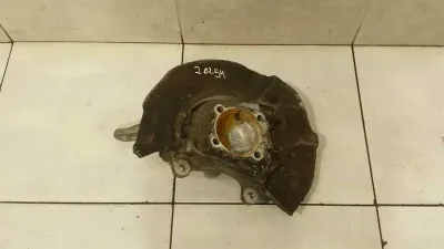 BMW 5 Series E60 M5 Right Front Hub 31212282880 Wheel Bearing Housing Front Right