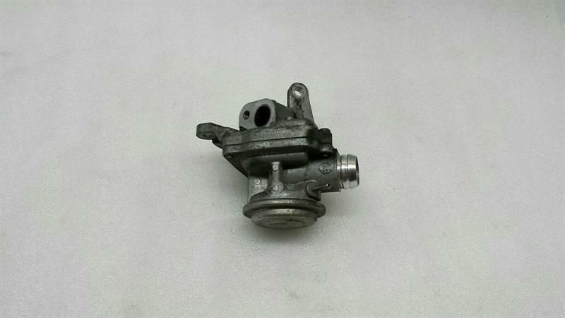 Mercedes CLS W219 CLS63 AMG AGR flue gas recirculation vent A1561400960 EGR valve