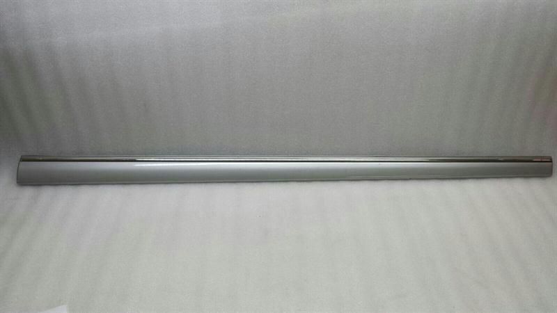 Mercedes S-Class W220 FRH Body Moulding A2206900662 Strip Front Right
