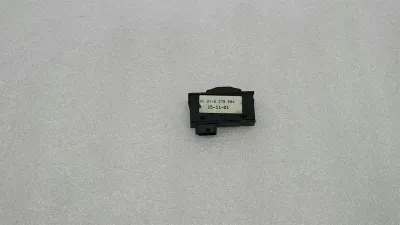BMW serii 7 E65 przełącznik rozdzielacza 8379594 wyłącznik akumulatora