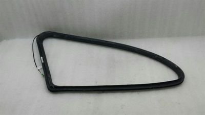 Mercedes R Class W251 Right Rear Window Seal A2516702439 Side Window Right