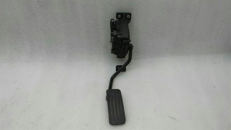 Jaguar S-Type RHD Throttle Pedal (Electrical) 2R83-9F836C Right Hand Drive