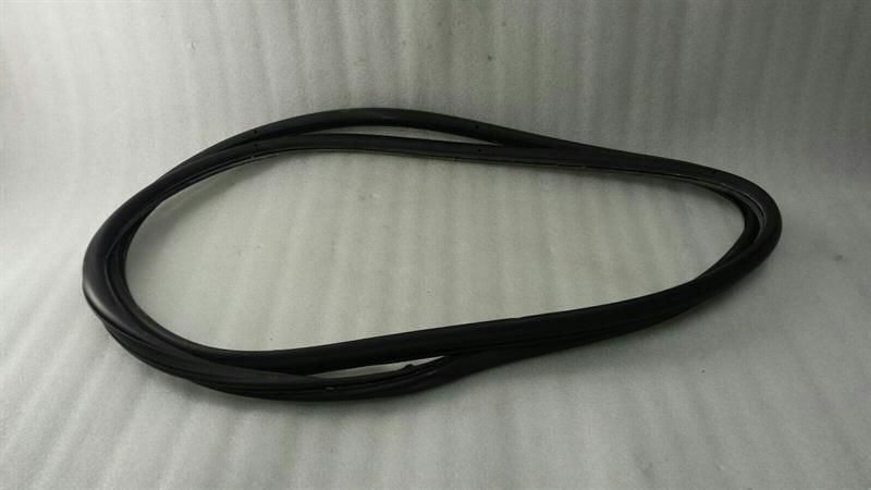 VW Touareg 7L front door seal 7L0837911E front door gasket