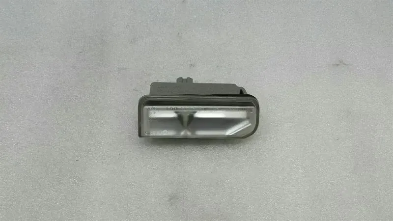 XUS ISF Left Number Plate Light LICENSE PLATE LIGHT LEFT LED