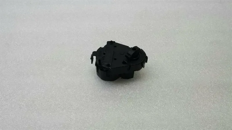 BMW 7 Series E65 Vent Flap Motor 64116911826 Servo Motor