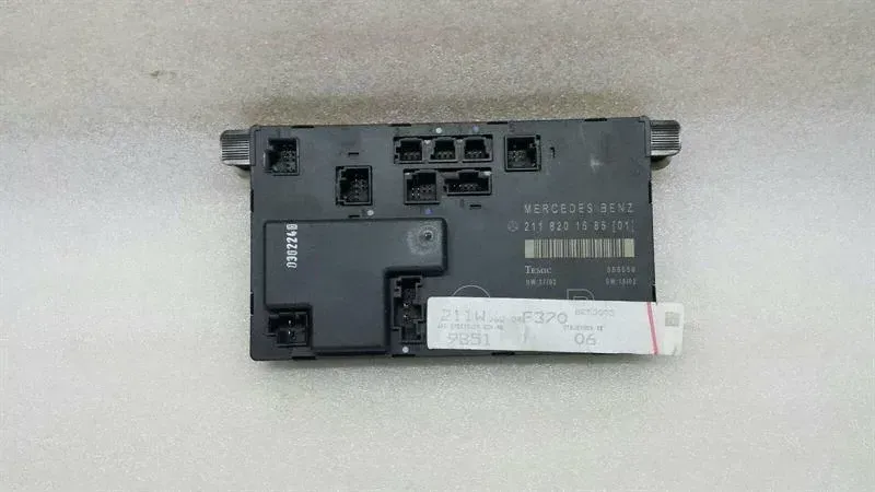Mercedes E Class W211 Right Door Module A2118201685 Door Control Unit Right