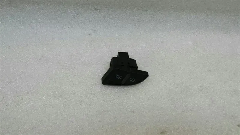Audi A4 8K RHD Right Door Lock Switch 8K2962108 Right Hand Drive