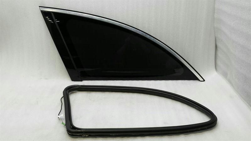 Mercedes R Class W251 1/4 Glass A2516700850 Door Window 1/4 Rear Right Dark Tint