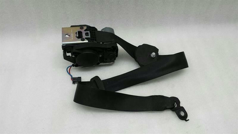 Mercedes CLS W219 front seat belt A2118605786 seat belt belt front left