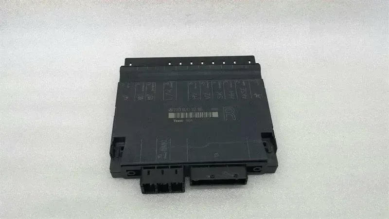 Mercedes S-Class W220 Right Seat Module A2208203285 Seat Control Unit Right